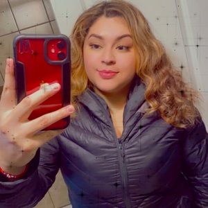 Meet your Posher, Jenny